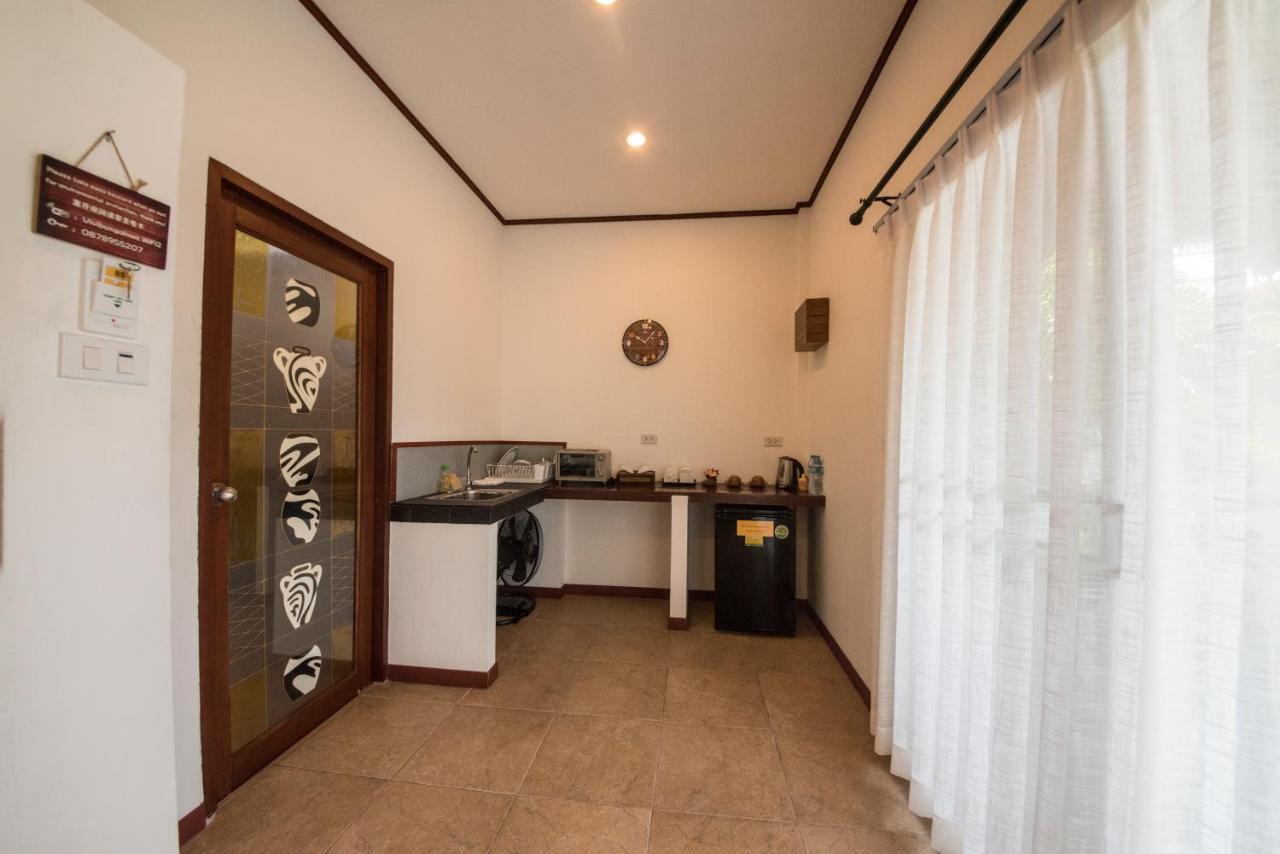 Vivi Bungalows Resort Nai Harn Екстер'єр фото